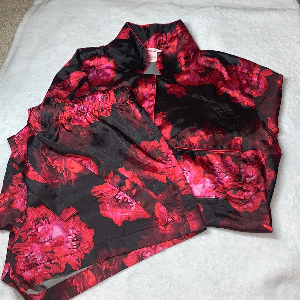 Victoria’s Secret pajamas floral silk set
